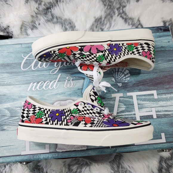 Vans authentic printed floral flowers 💐 😍 - Picture 3 of 13